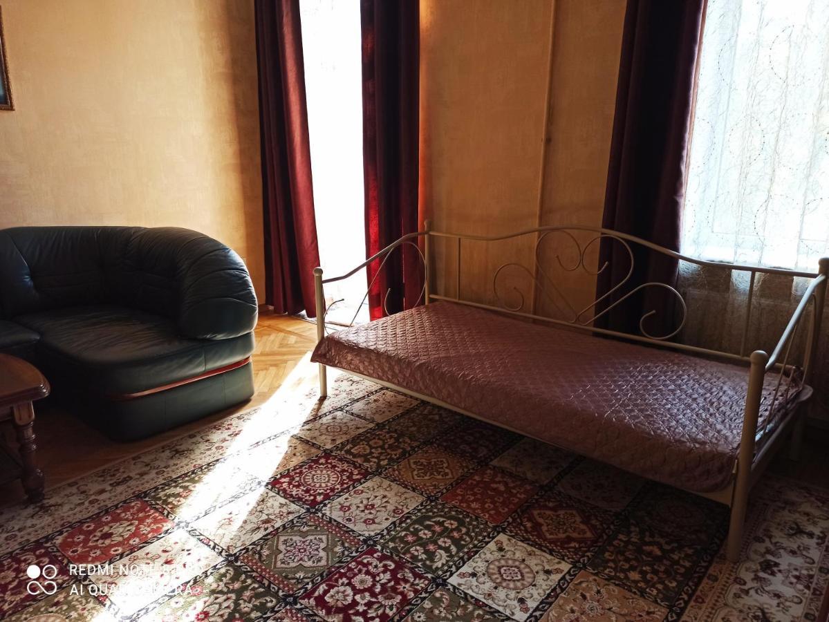 אודסה Comfort Near Opera Theater מראה חיצוני תמונה