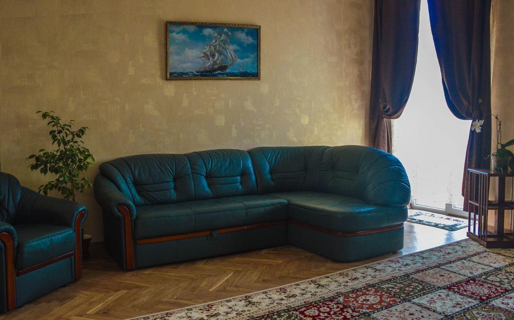 אודסה Comfort Near Opera Theater מראה חיצוני תמונה